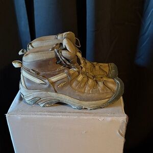 Keen Tan Outdoor Hiking Boots